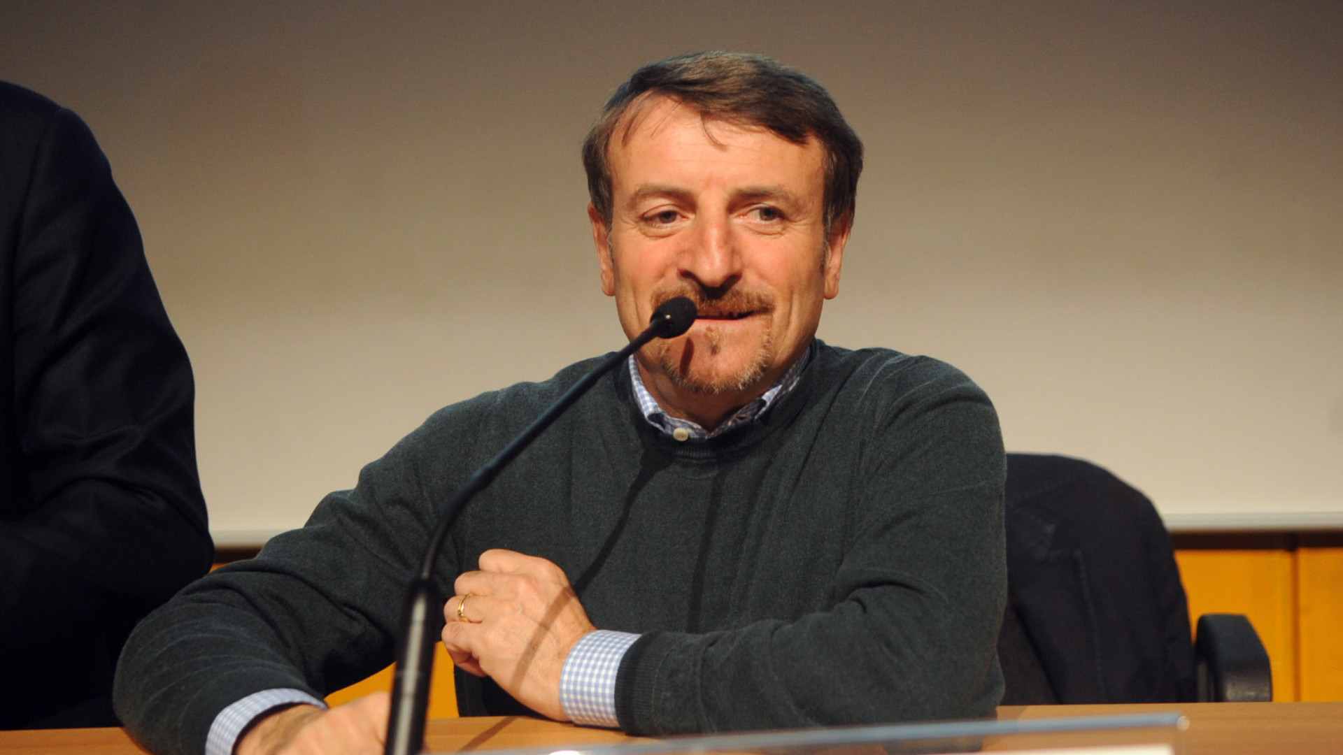 Immagine di Sforziamoci di ricordare chi nasce, da 2.020 anni