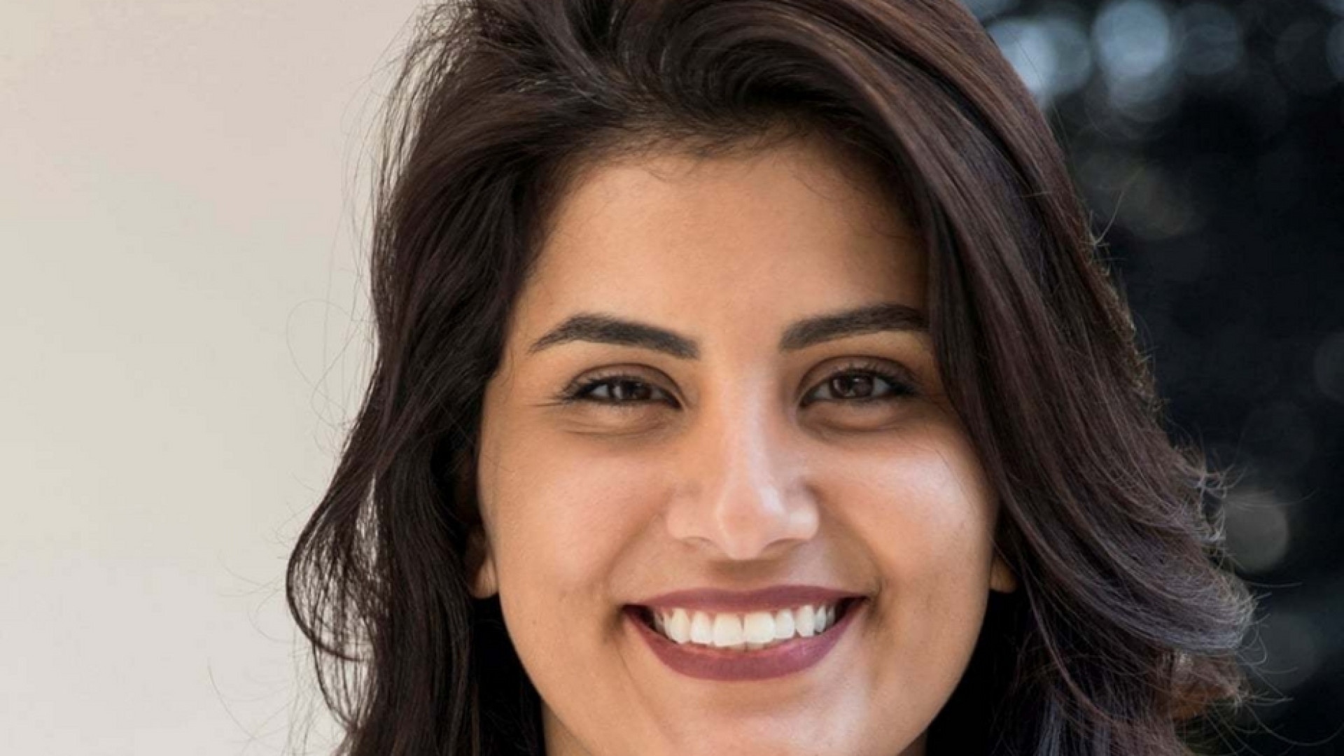 Immagine di Guidò l'auto: l'attivista Loujain al-Hathloul condannata a 5 anni