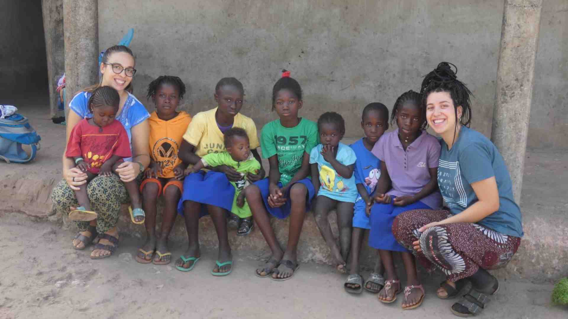 Immagine di L’avventura africana di Maria e Alice, ventenni dal cuore grande