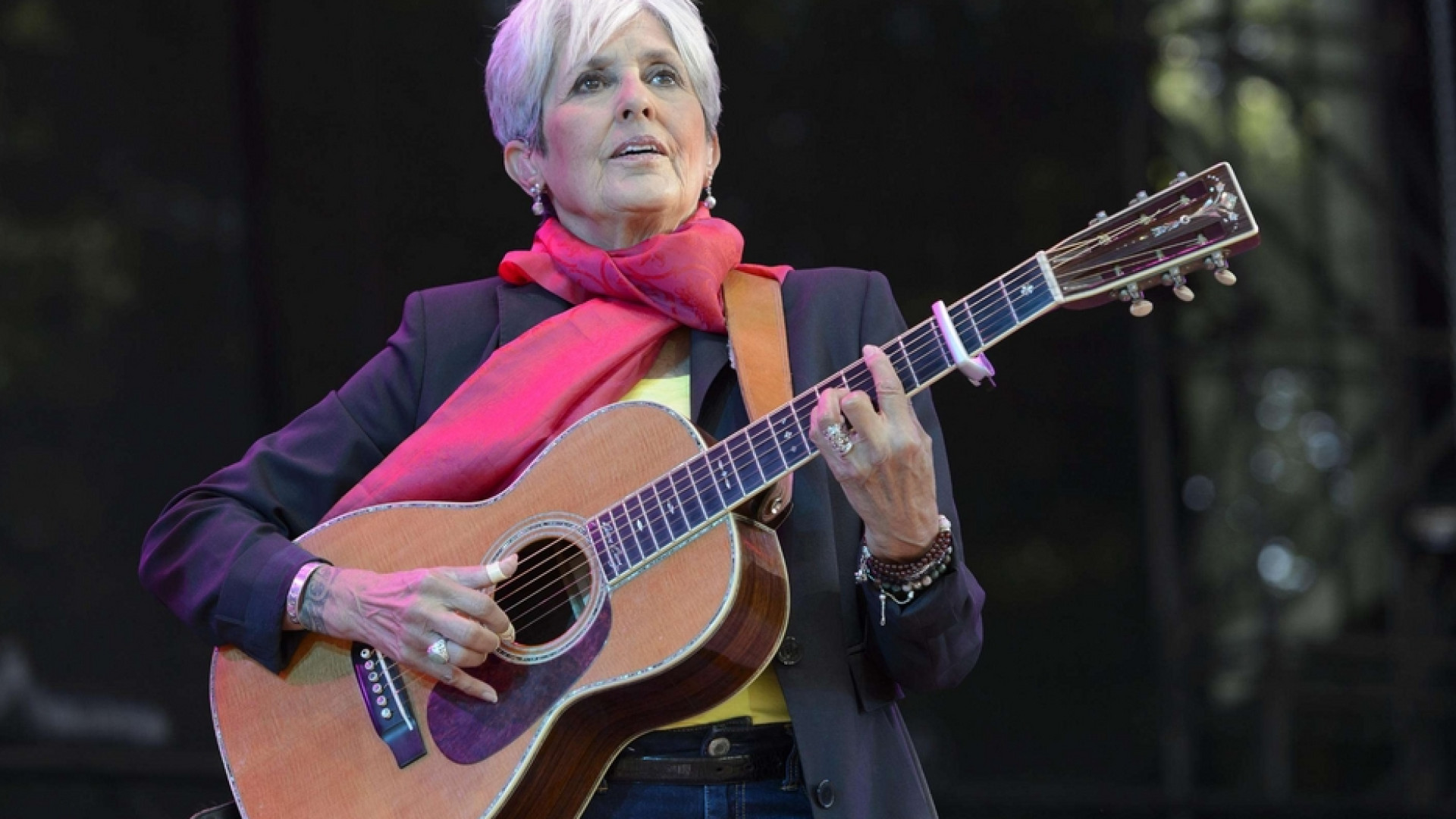 Immagine di Eterna Joan Baez, 80 anni da usignolo in prima linea