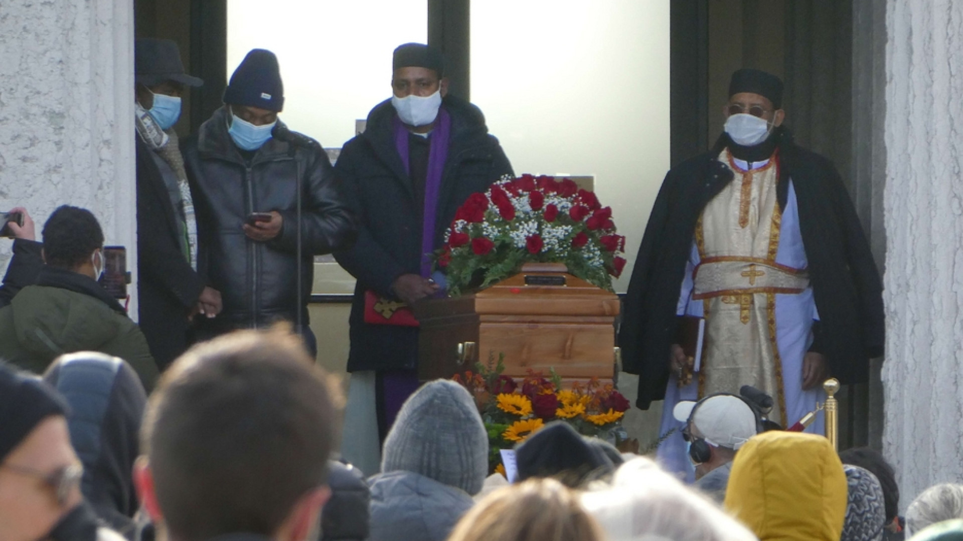 Immagine di L'addio commosso della comunità trentina ad Agitu, la pastora etiope uccisa