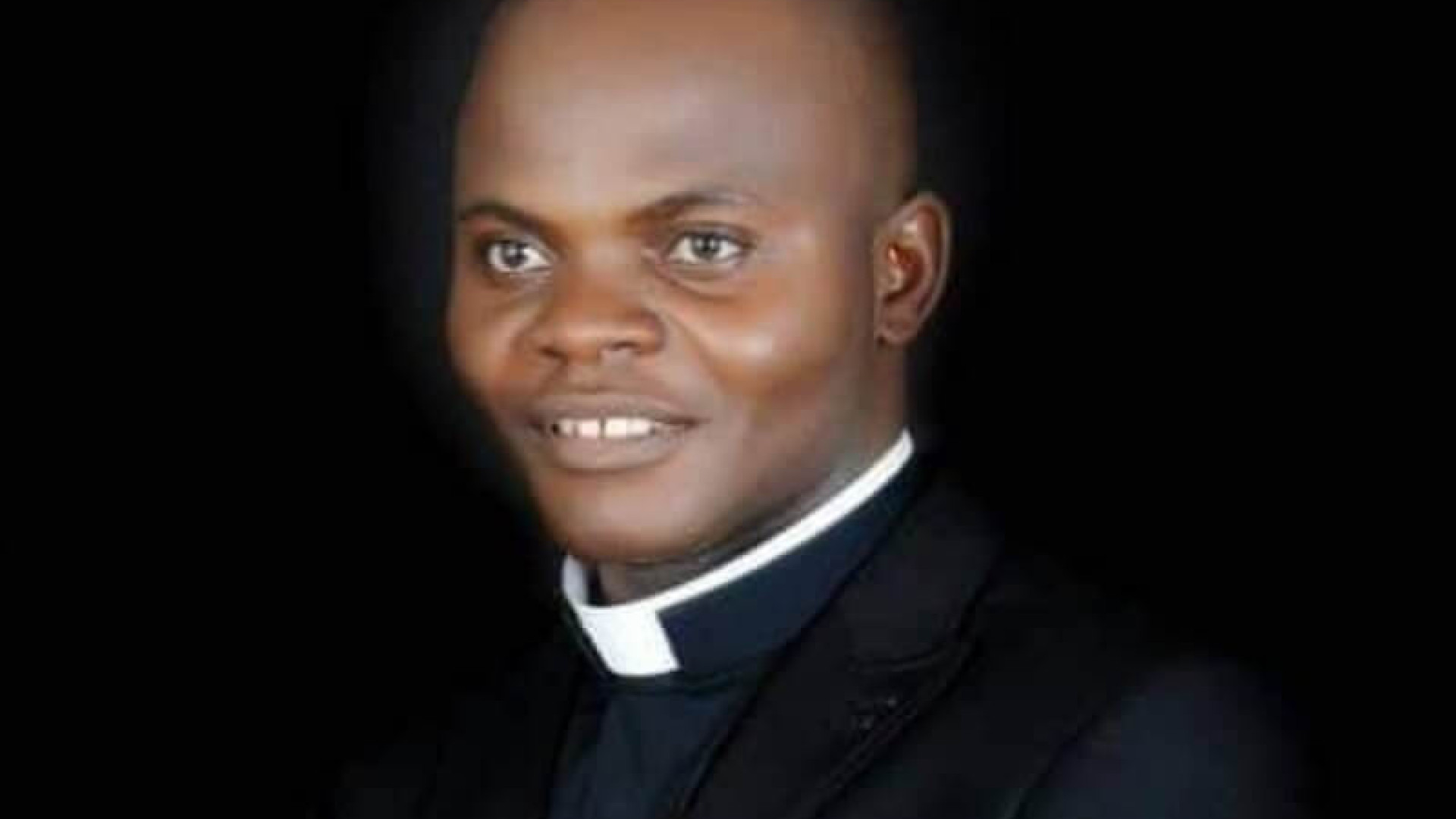 Immagine di Barbaramente ucciso un sacerdote cattolico