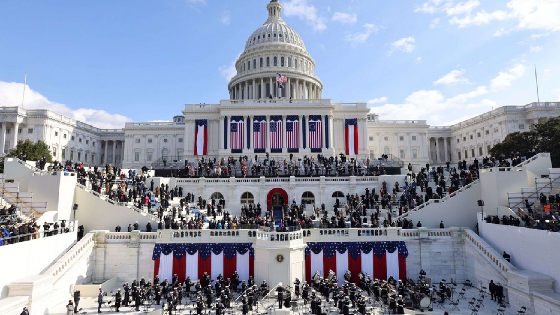 Immagine di Musica, colori e... Bibbia: quel che resterà dell'Inauguration Day di Biden