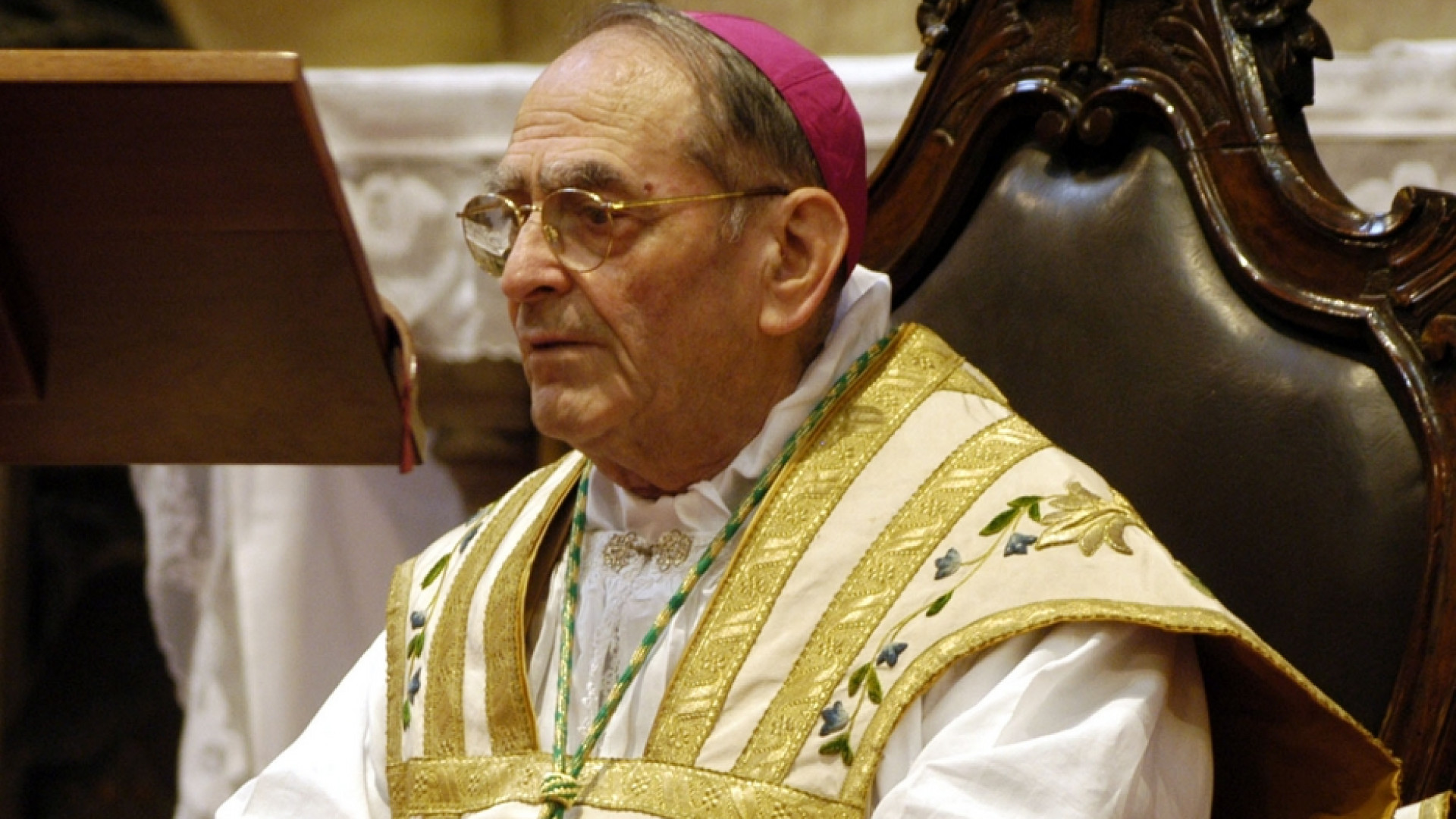 Immagine di È morto a 93 anni il vescovo Magarotto