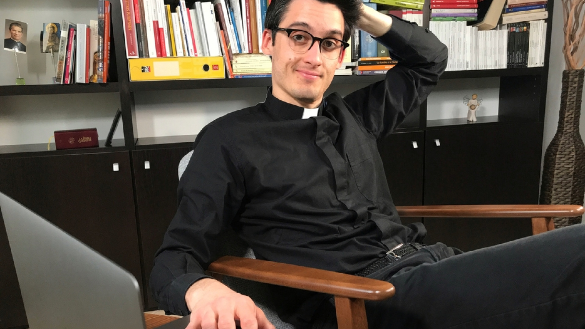 Immagine di Don Alberto Ravagnani: online ci attende una sfida educativa