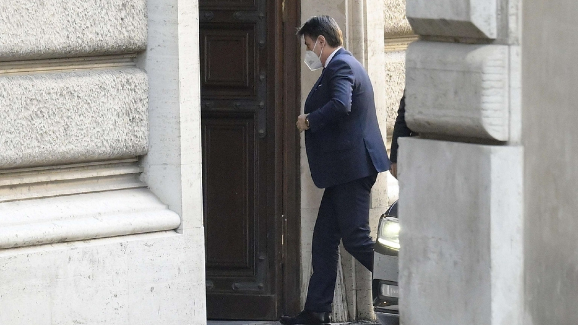 Immagine di Conte 2: diciassette mesi di governo tra pandemia e sfide economiche