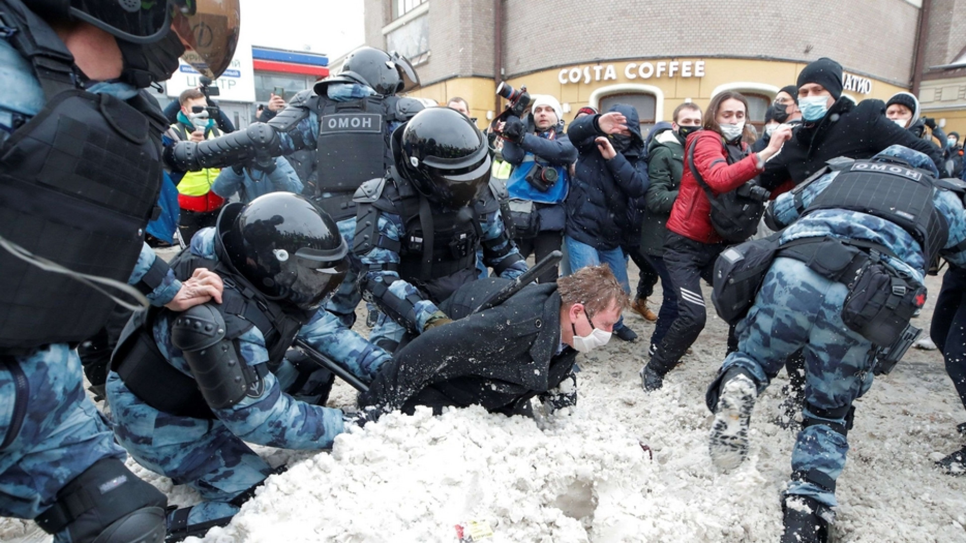 Immagine di 5mila arresti tra i manifestanti pro-Navalny. Usa e Ue condannano le violenze