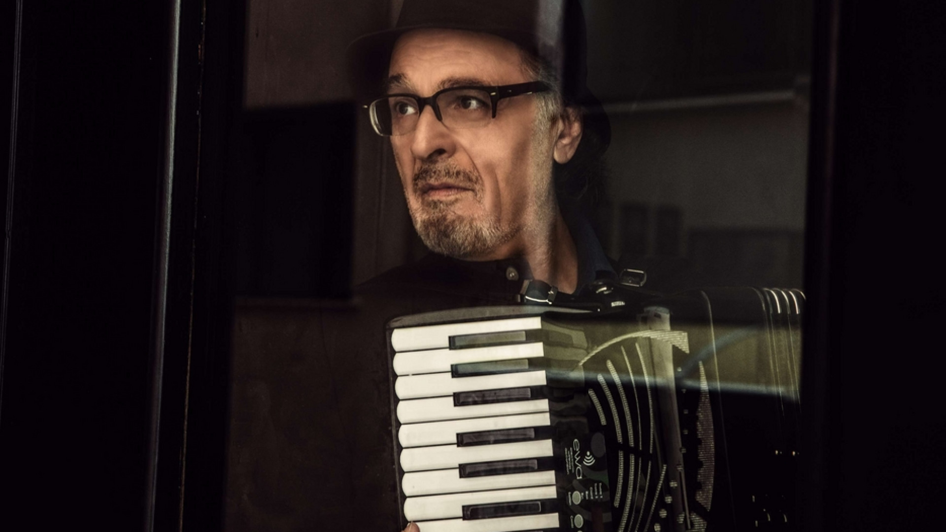 Immagine di I 70 anni di Eduardo De Crescenzo: «Nella musica ho trovato l'essenza»