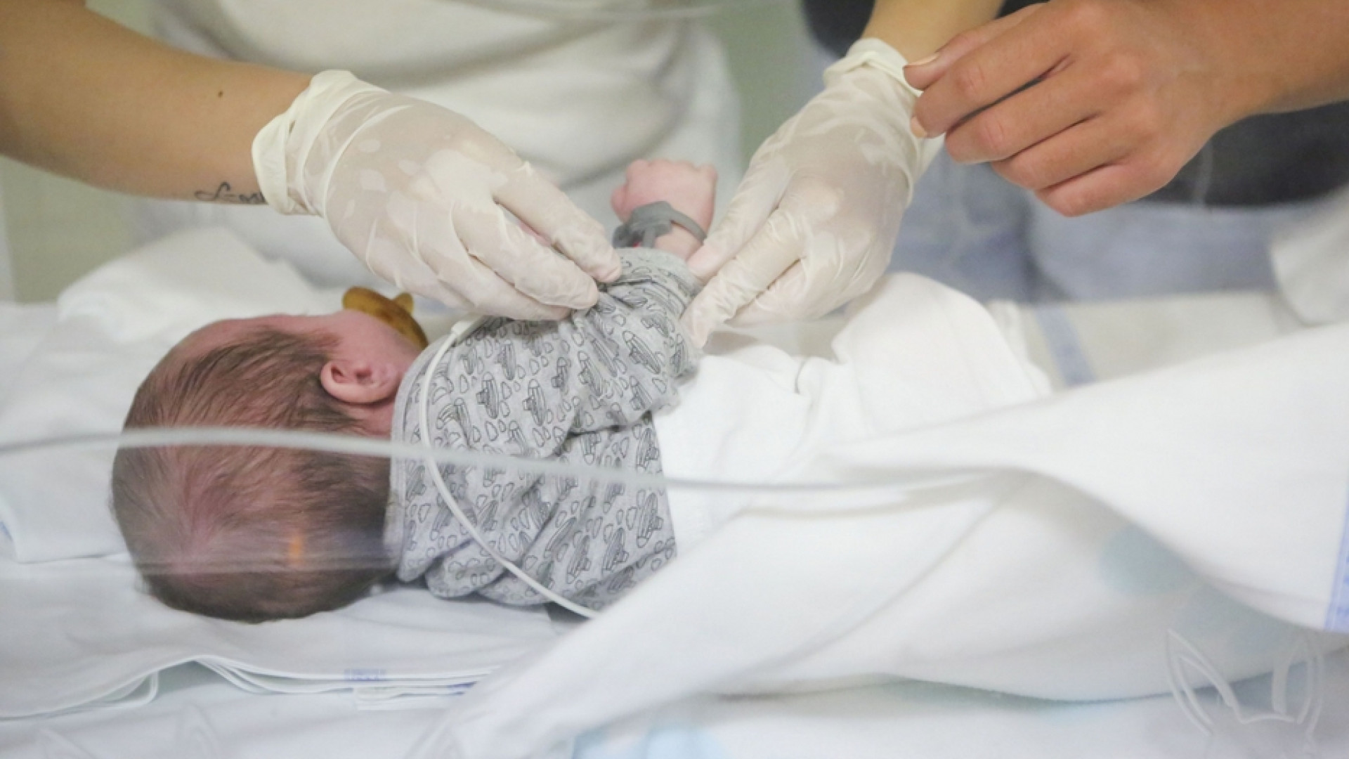 Immagine di Storia di un abbandono, una culla termica e un neonato