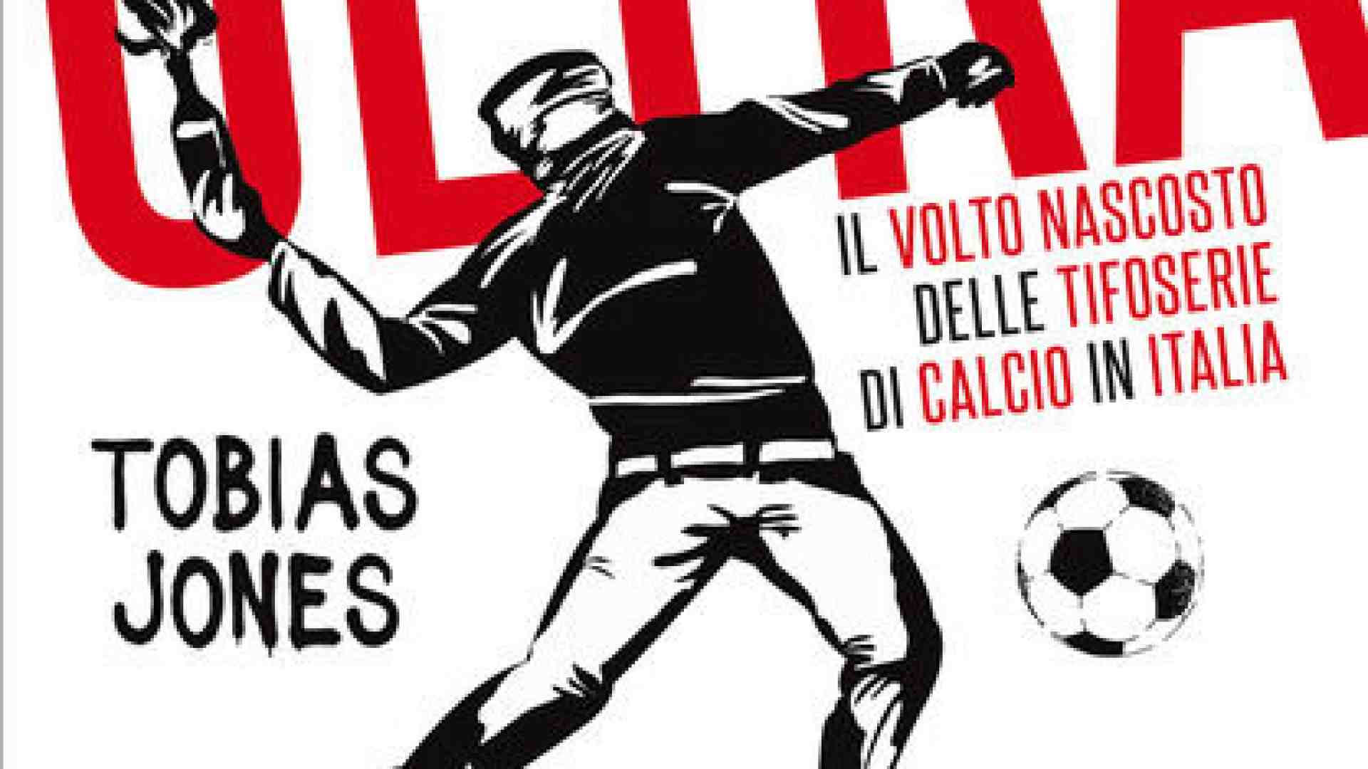 Immagine di Le curve degli stadi (oggi deserte) specchio deforme della società italiana