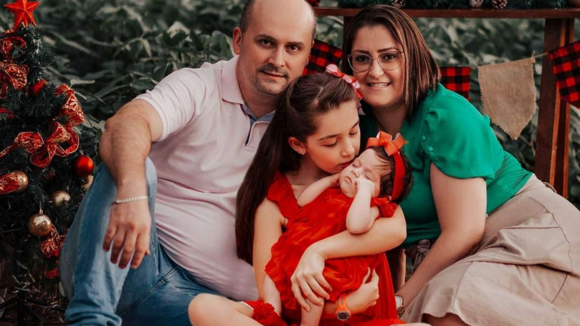 Immagine di Partorisce in coma, madre e neonata si riabbracciano dopo 19 giorni