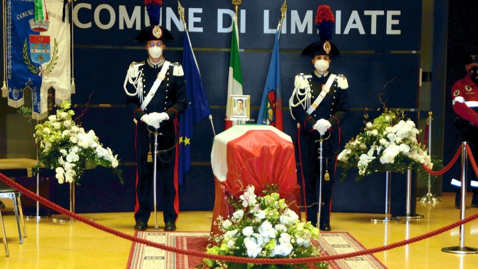 Immagine di Il commosso saluto di Limbiate a Luca Attanasio