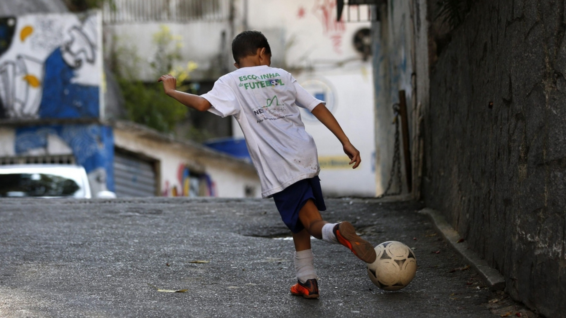 Immagine di Così la banca della favelas finanzia i progetti del Brasile povero
