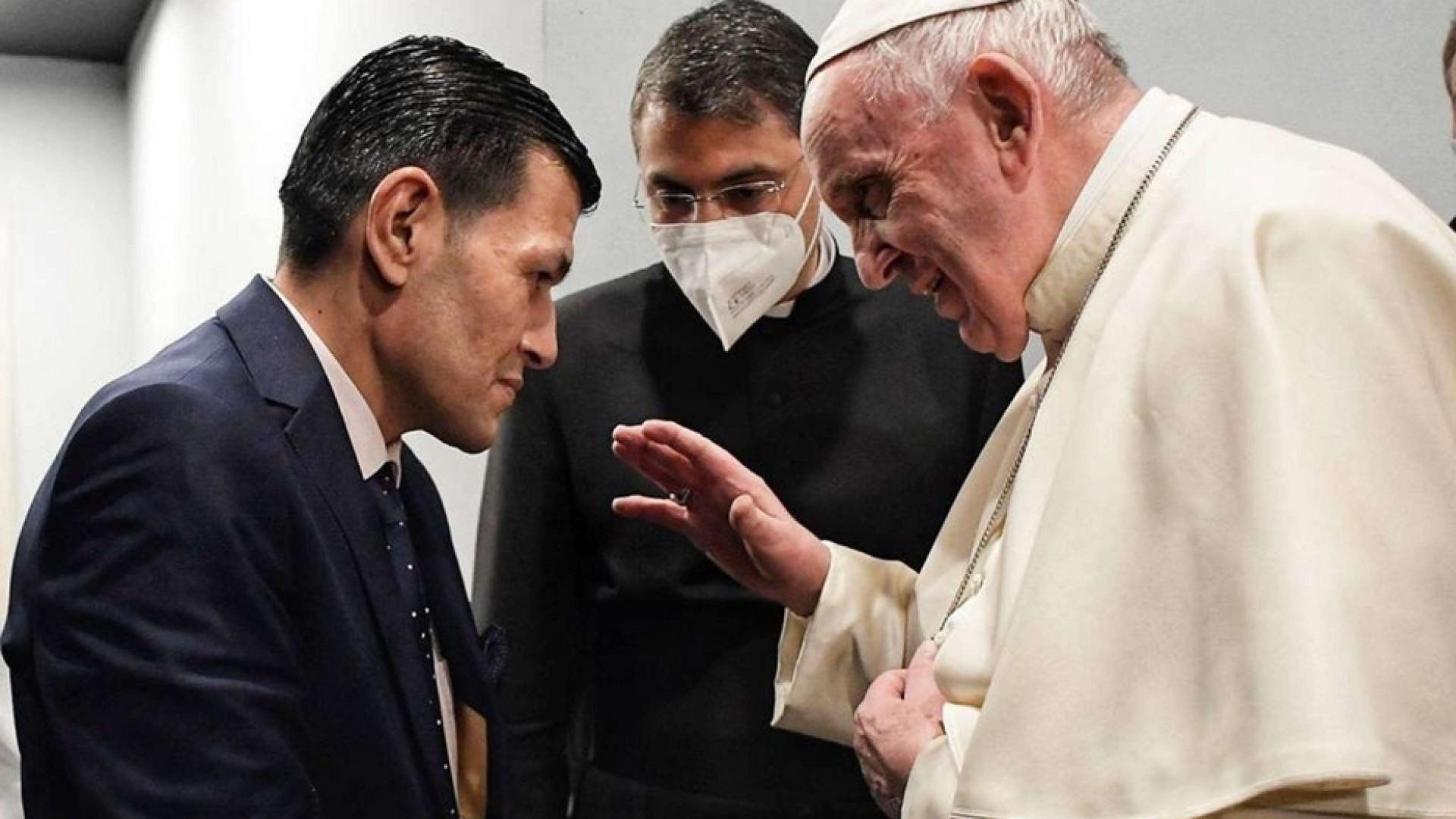 Immagine di Papa Francesco incontra il padre di Alan Kurdi a Erbil