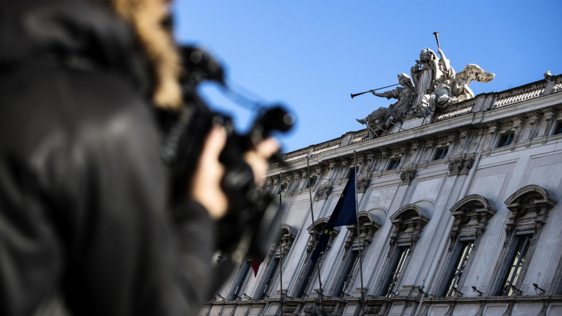 Immagine di Il giurista Bilotti: surrogata, il figlio non è un prodotto