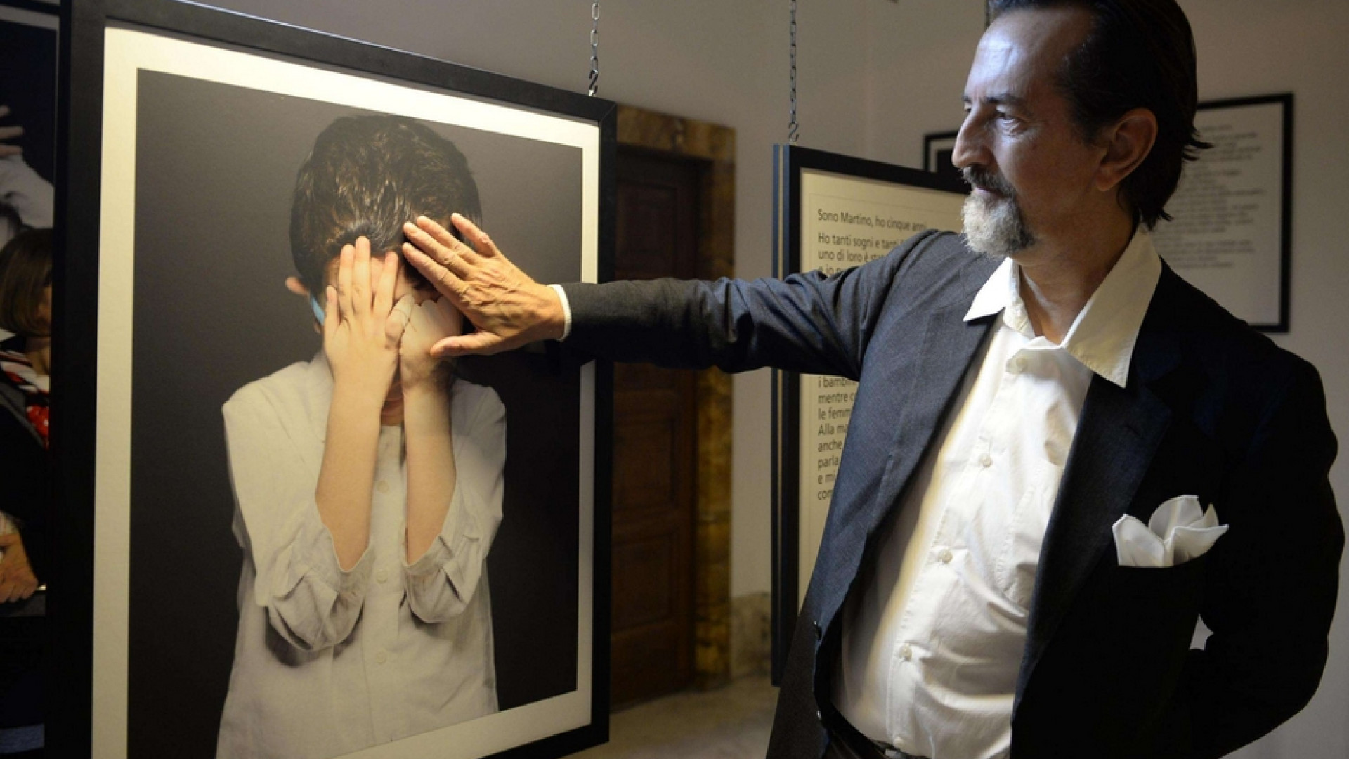 Immagine di Morto Giovanni Gastel, il fotografo delle star