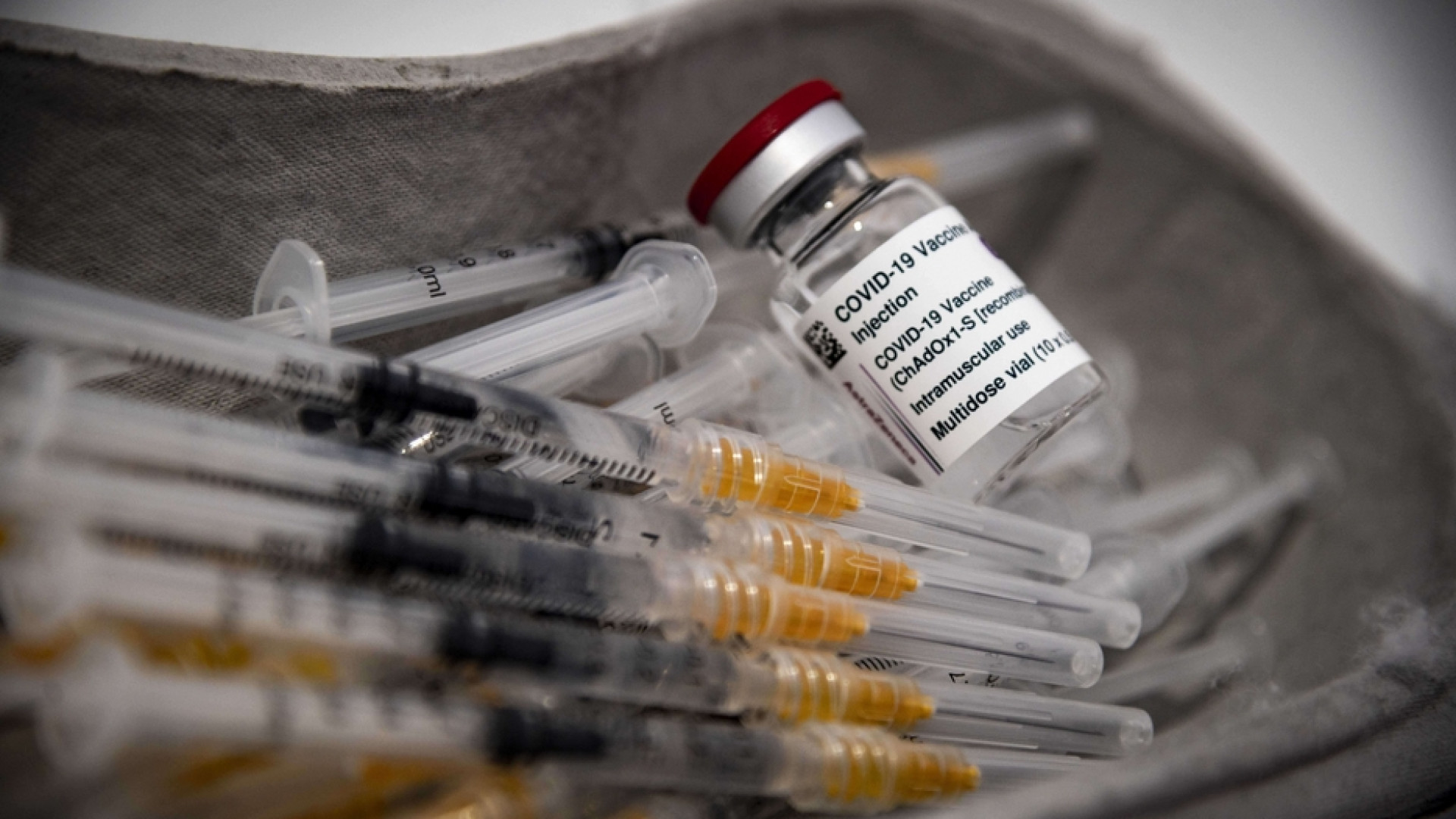 Immagine di Italia, Germania, Francia e Spagna sospendono le vaccinazioni con AstraZeneca