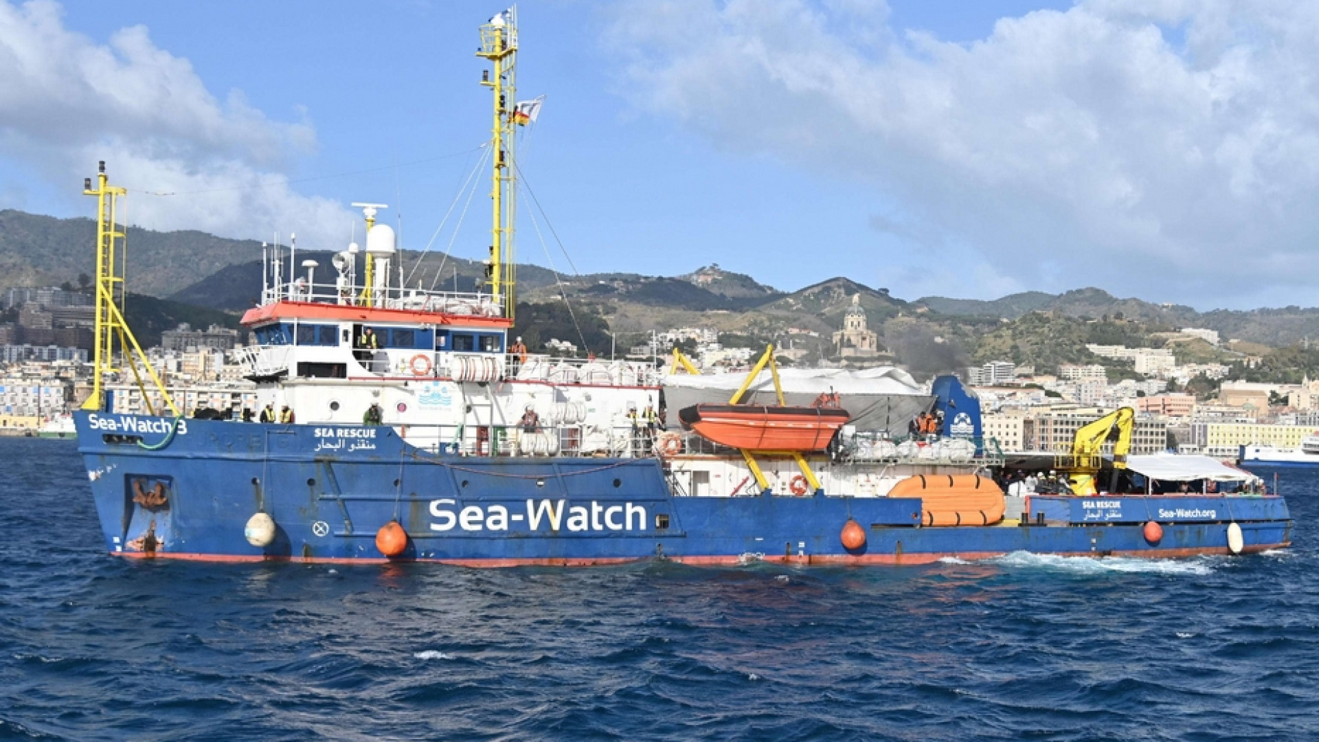 Immagine di Nuovo fermo amministrativo per la Sea Watch 3. Trasportava “troppi” naufraghi
