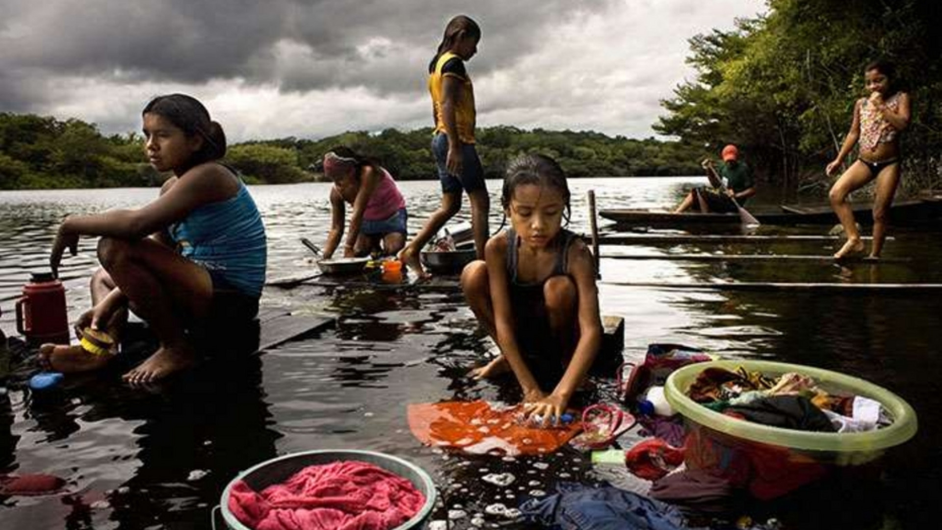 Immagine di Amazzonia, il virus non ha sconfitto la gente del fiume