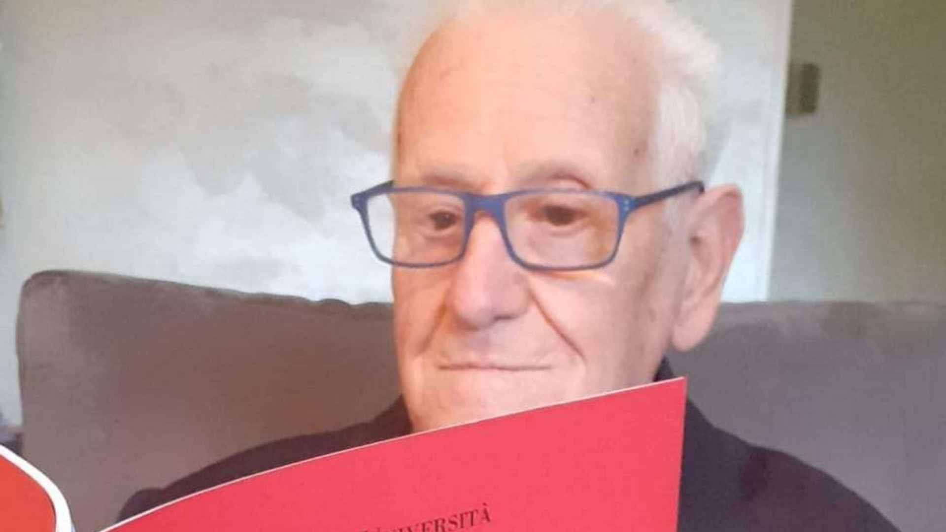 Immagine di Leonardo, 88 anni e 13 lauree. «Grazie a Dio e alla famiglia»