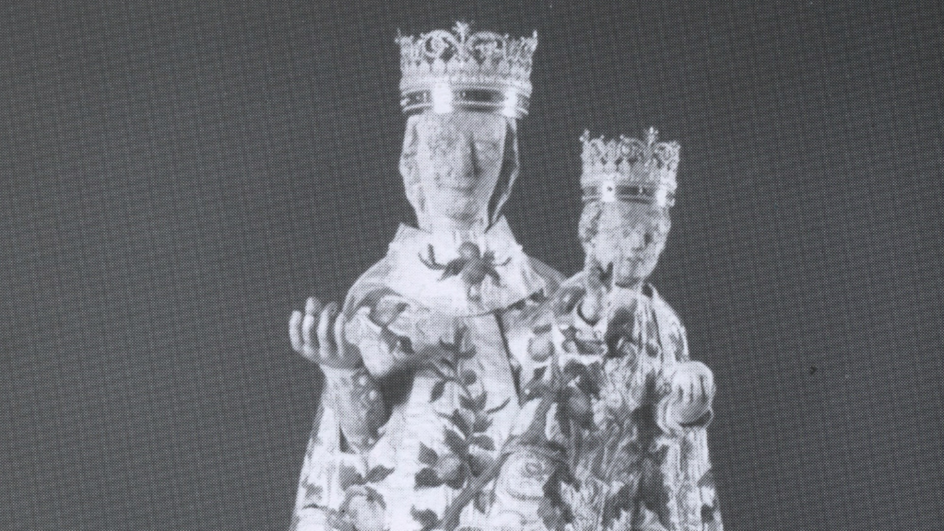 Immagine di Salve Regina, la Cattedrale è in festa