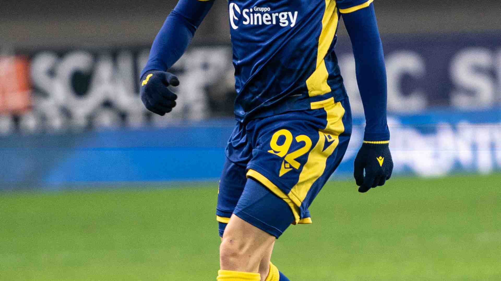 Immagine di L'Hellas sbanca Cagliari: 0-2