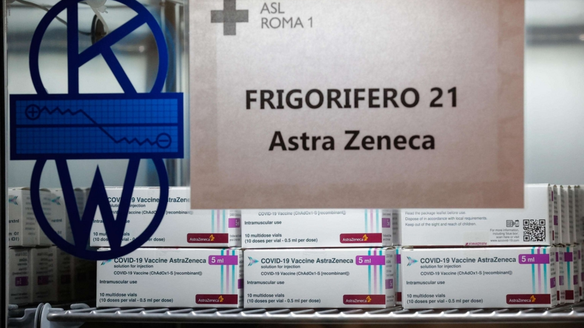 Immagine di Il ministero: AstraZeneca sopra i 60 anni, ma avanti con le seconde dosi