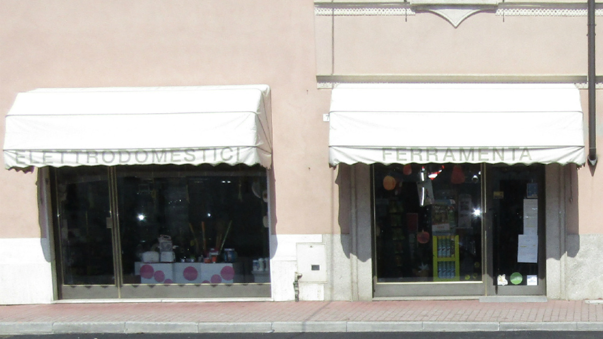 Immagine di Di tutto, sotto casa