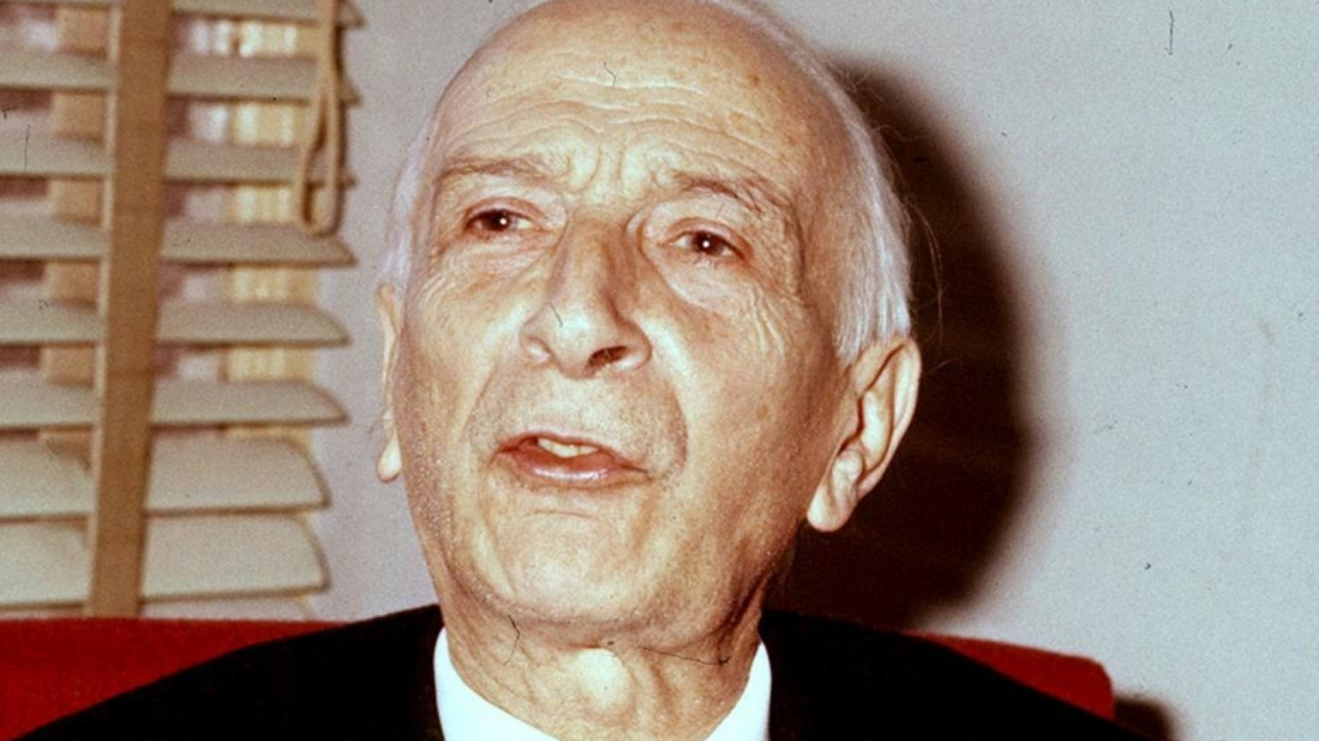Immagine di Prima Repubblica. Cavalcare la tesi complottista fu un errore del Pci?