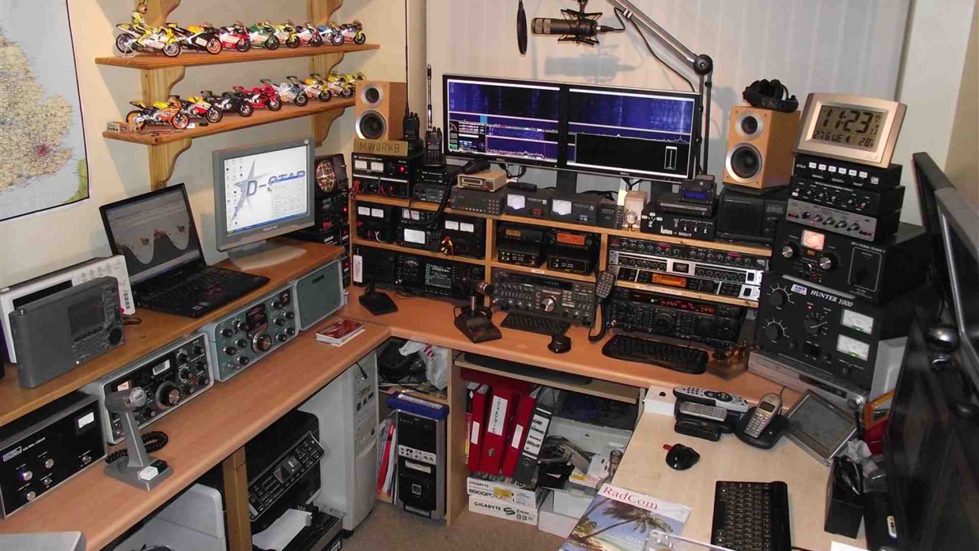 Immagine di I radioamatori, pionieri che non conoscono ostacoli