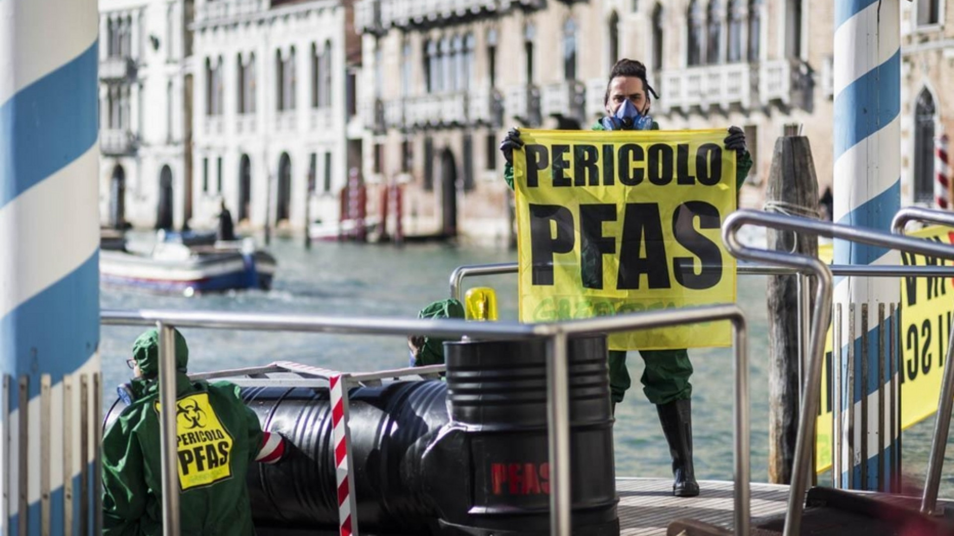Immagine di Caso Pfas, veleni non solo nell'acqua. Altre 10 sostanze sotto osservazione