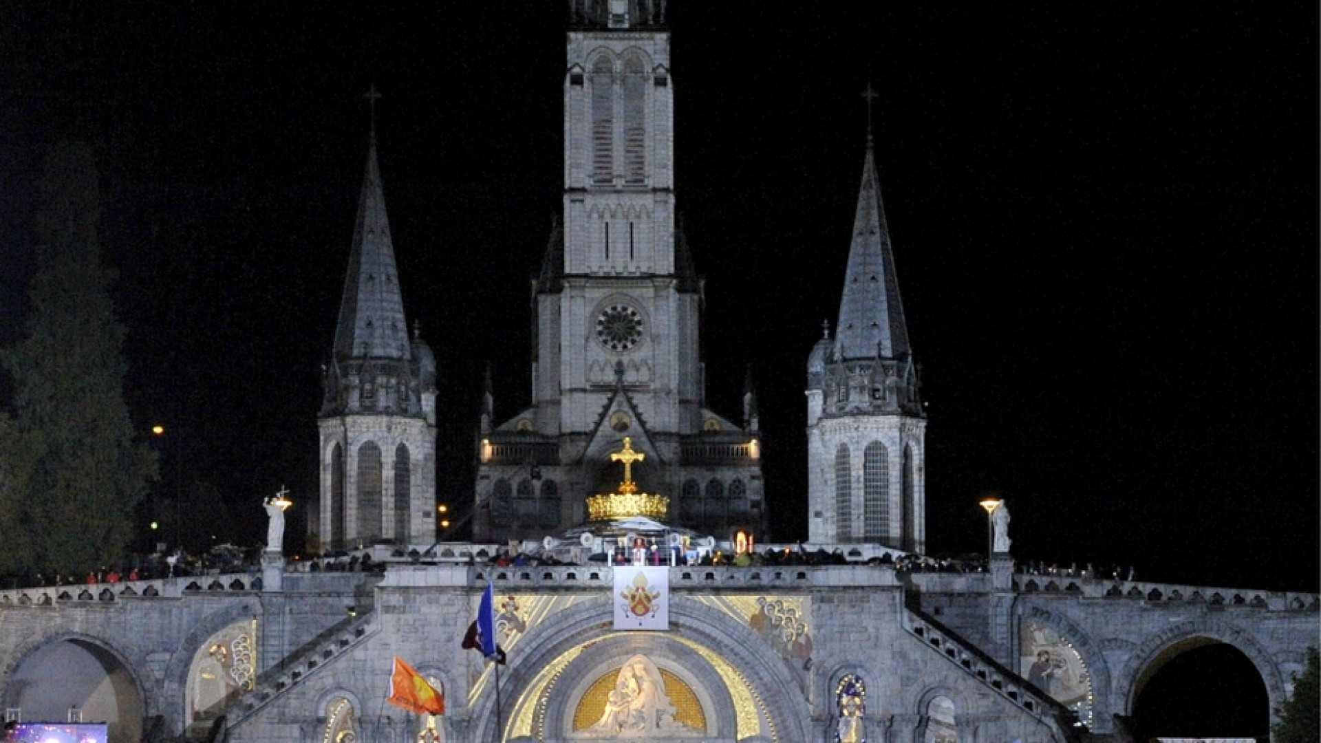 Immagine di La preghiera a Maria per la fine della pandemia / IL TESTO / I 30 SANTUARI