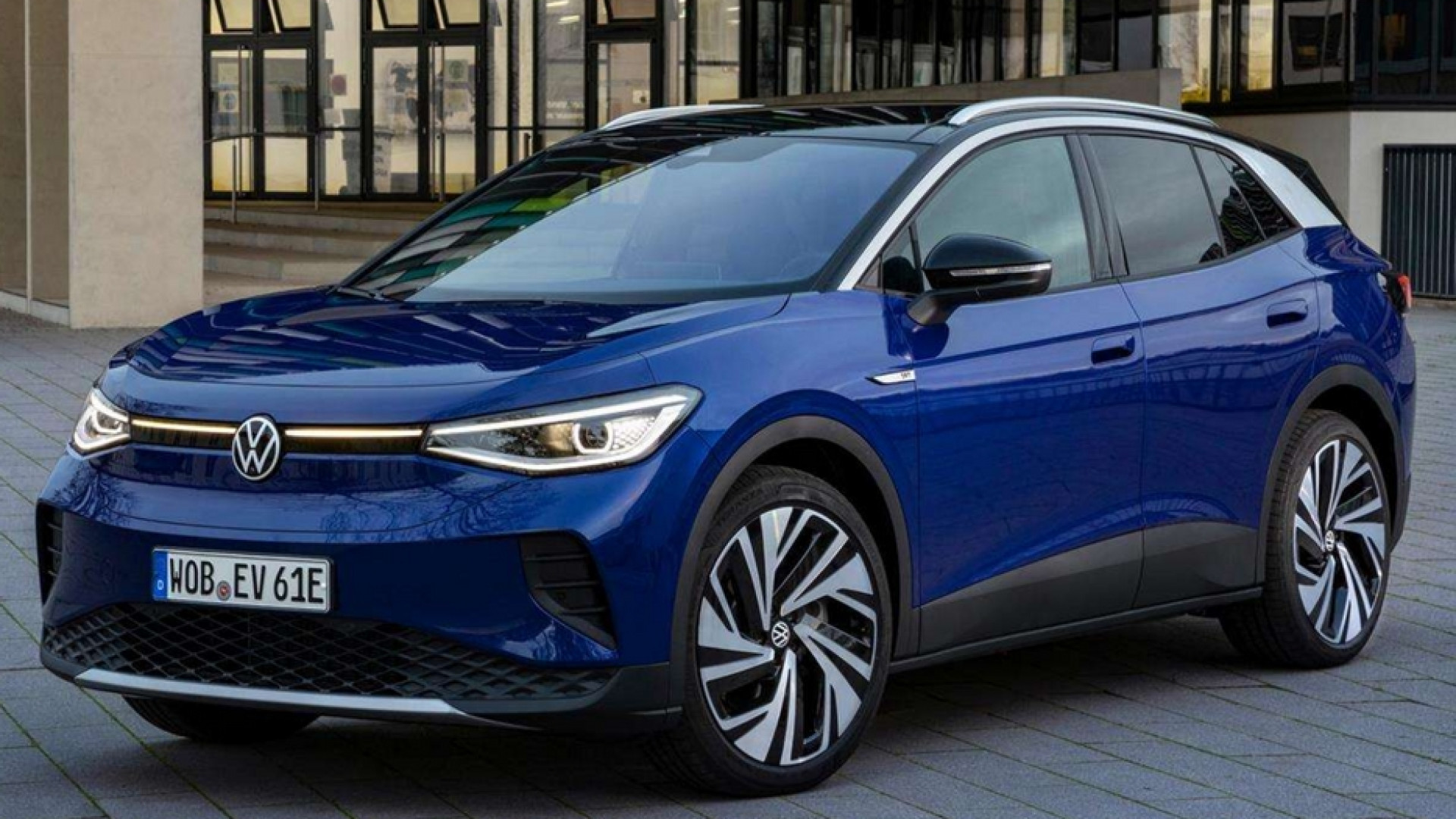 Immagine di Volkswagen ID.4, l'elettrica diventa "su misura"