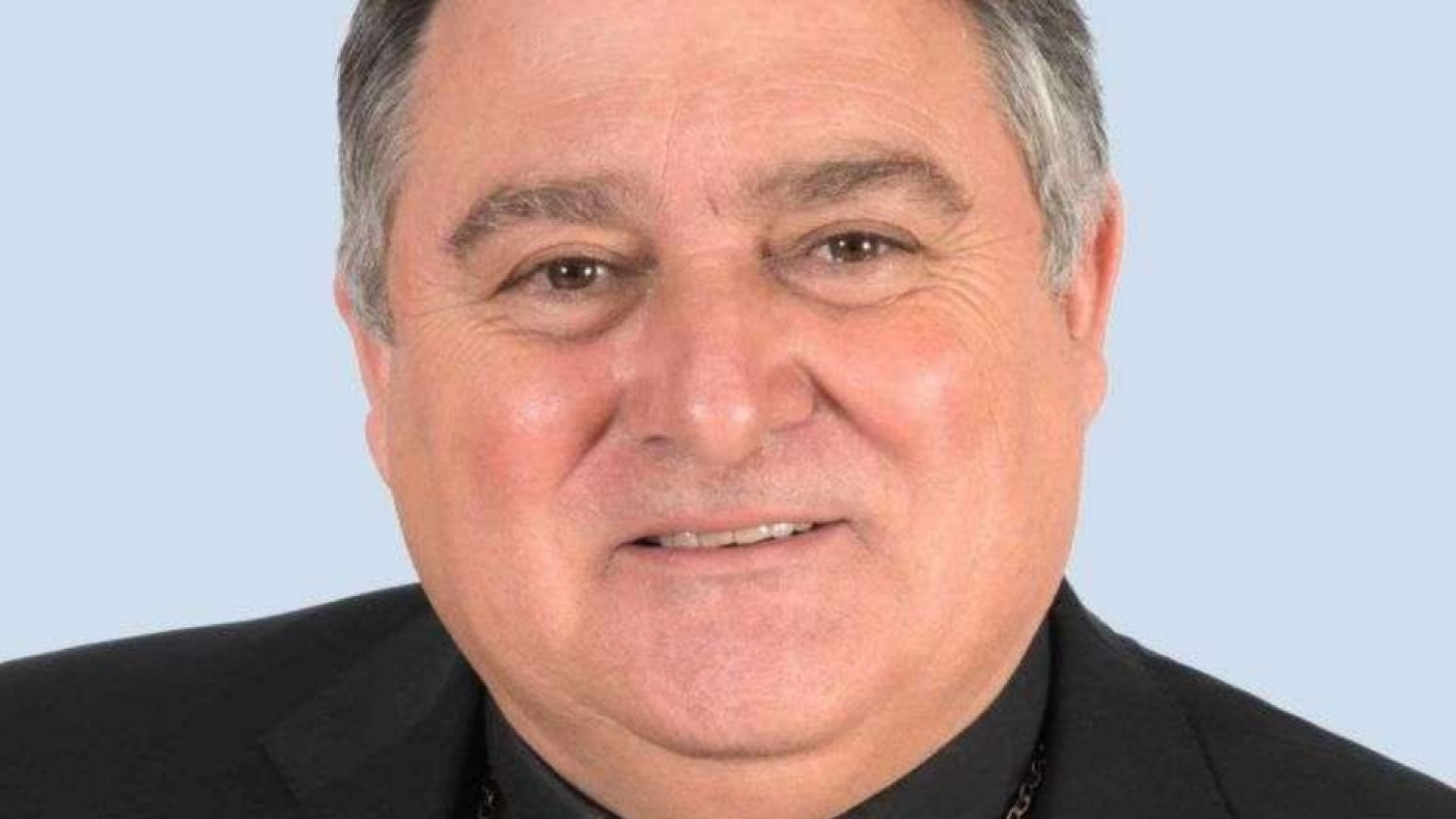 Immagine di Il vescovo: no ai ghetti nelle isole, risposte chiare per uscire dalla crisi