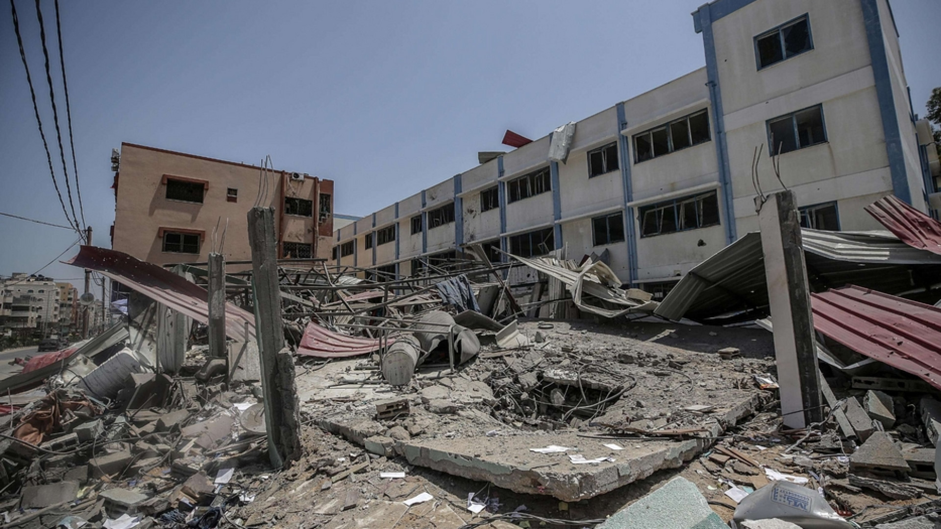Immagine di Razzi e raid aerei, notte di guerra tra Gaza e Israele. Riunito l'Onu