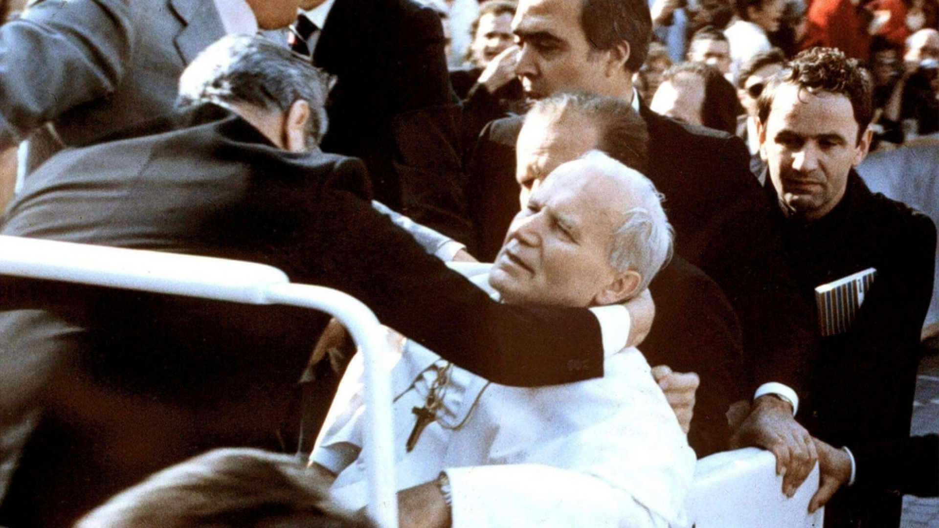 Immagine di Quarant'anni fa l'attentato a Wojtyla. Che mondo sarebbe stato senza di lui?