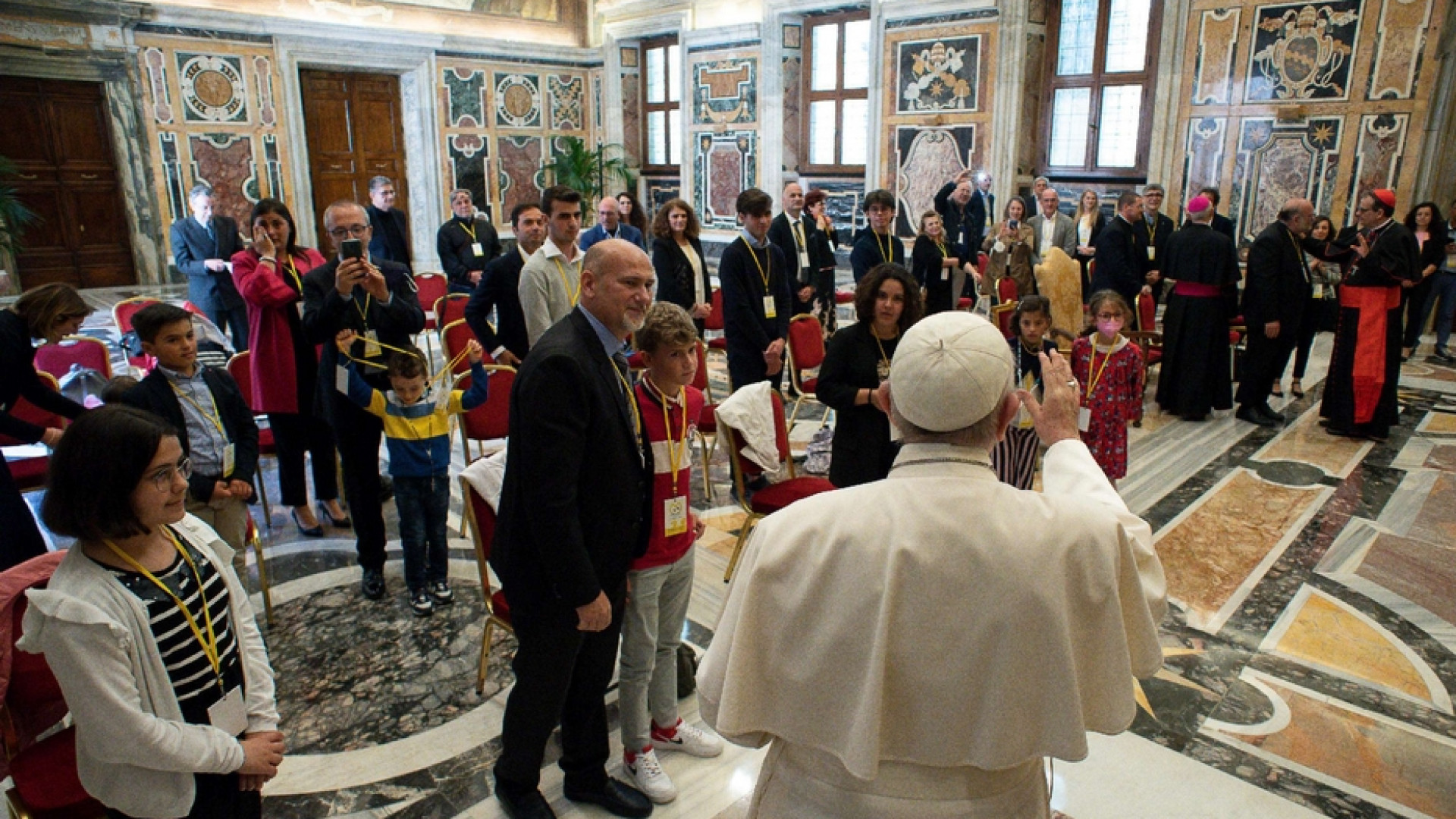 Immagine di Francesco: «L'abuso sui minori è un omicidio psicologico»
