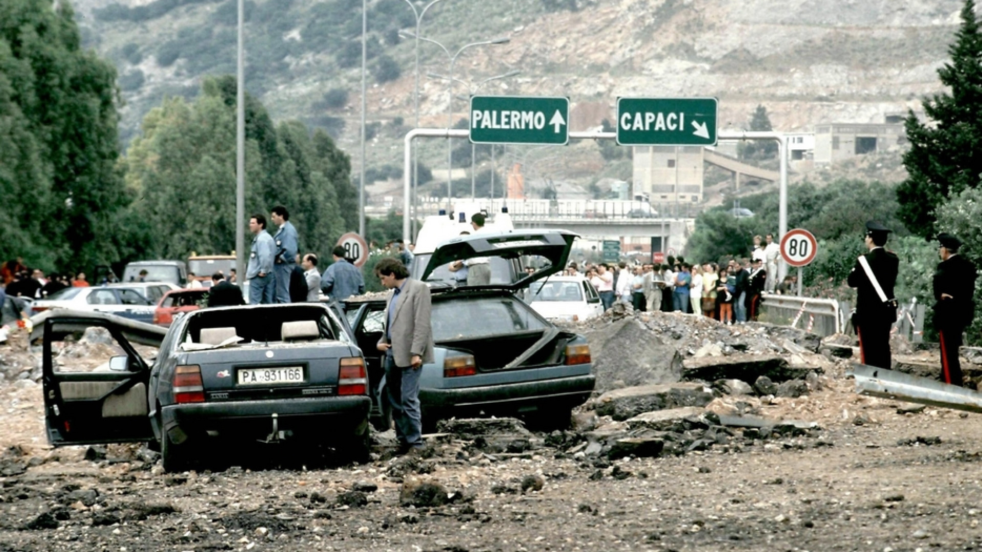 Immagine di 29 anni fa la strage di Capaci. Il ricordo inedito su Falcone e Livatino