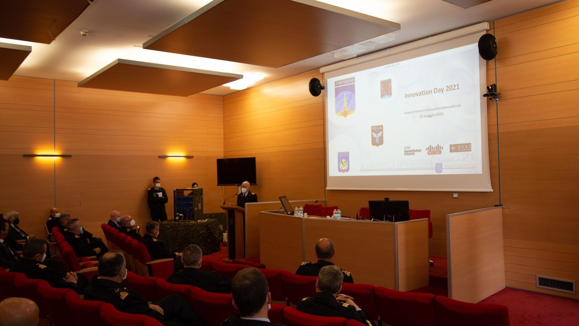 Immagine di Deas presenta l'agente "intelligente"