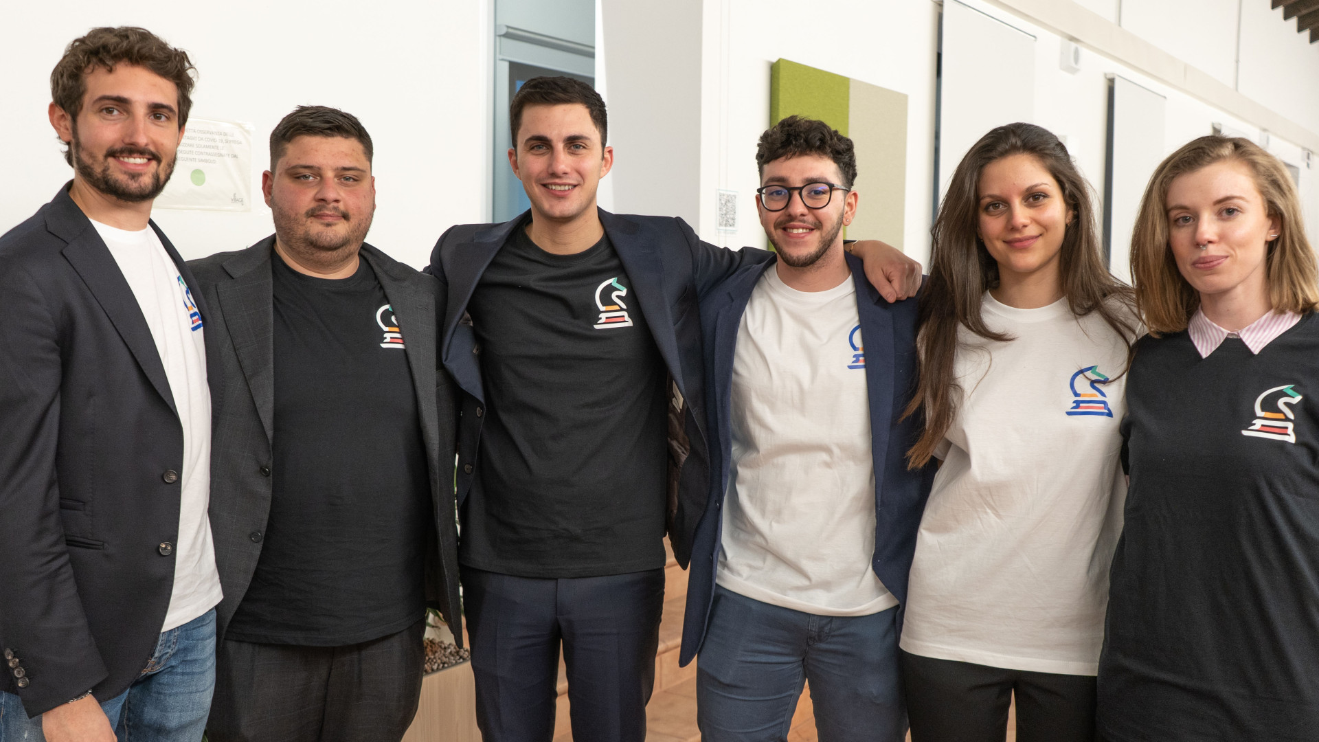 Immagine di Alla ricerca di personale