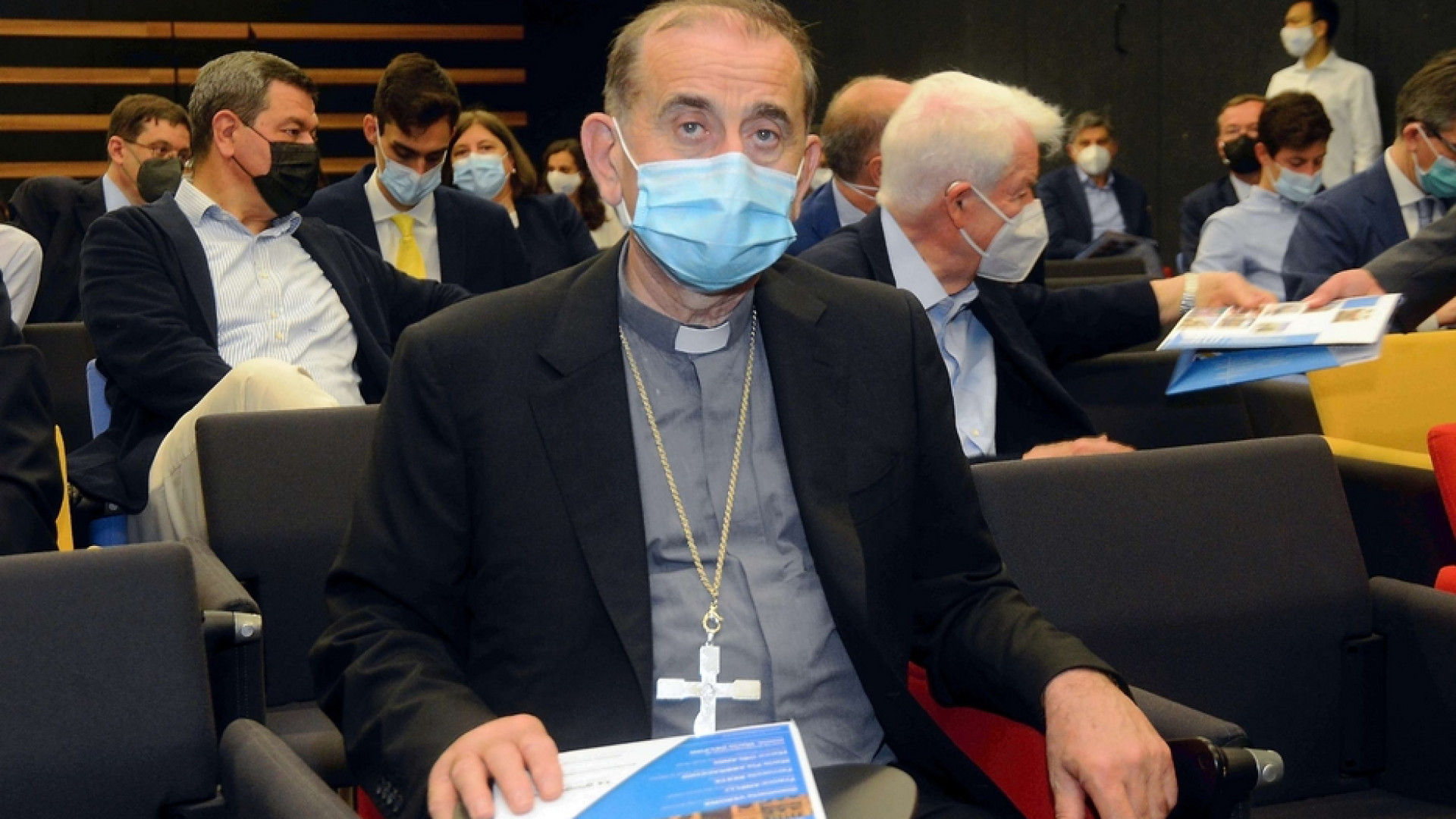 Immagine di Delpini: l'università insegni a costruire il futuro e una vita amabile
