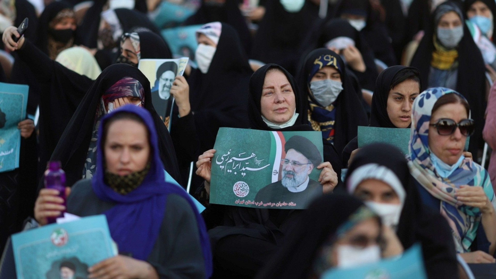 Immagine di L'Iran si affida al duro Raisi: tramonta l'era dei riformisti