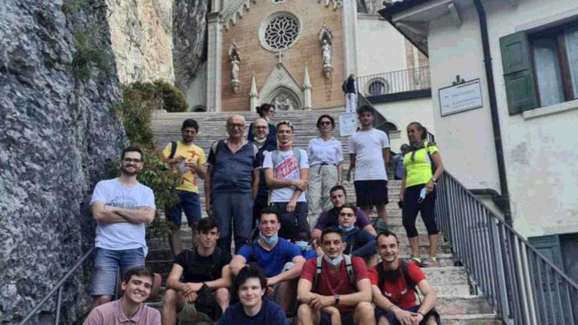 Immagine di Il pellegrinaggio alla Corona segna la ripresa post-pandemia
