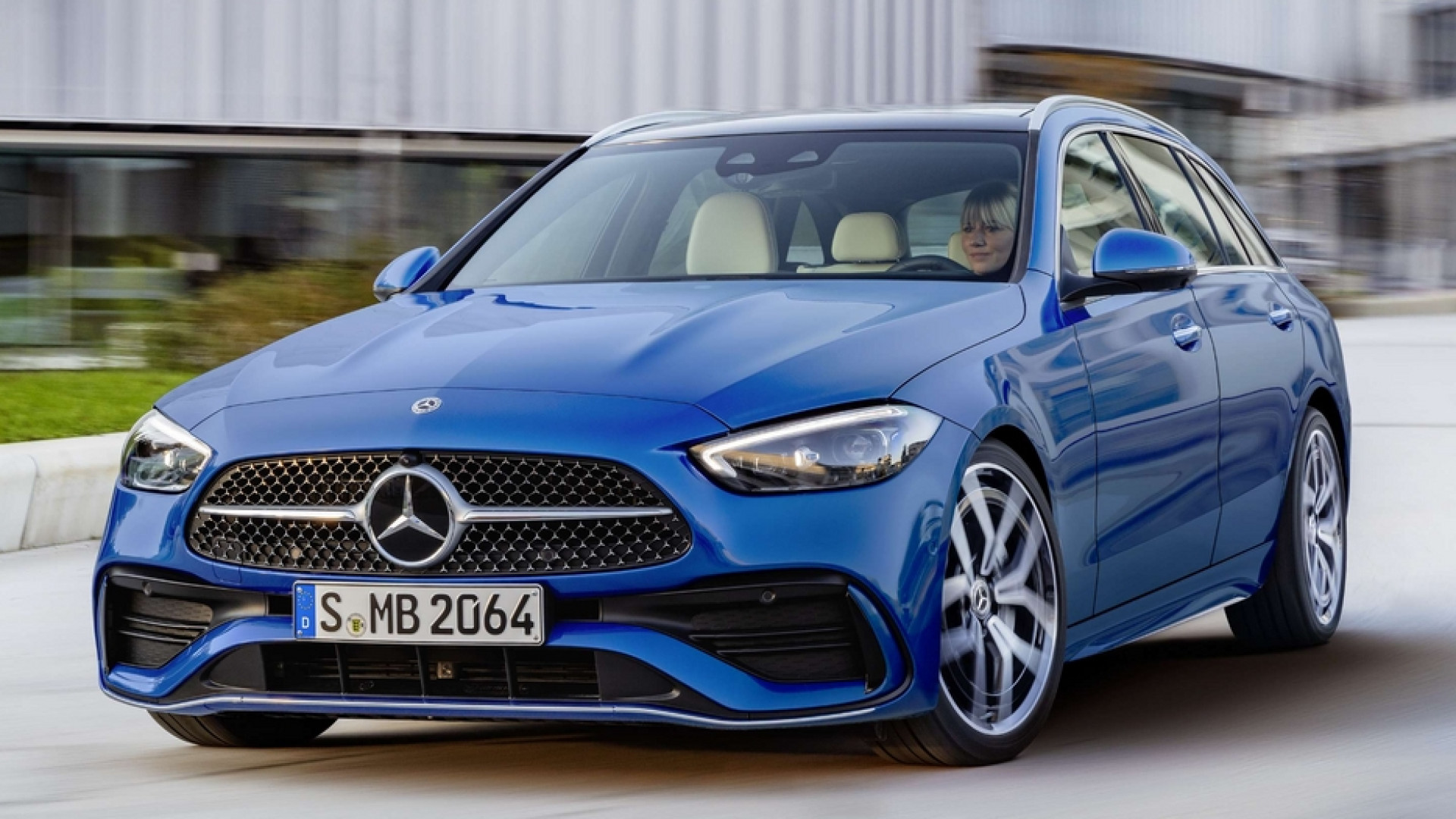 Immagine di Mercedes Classe C: ibrida e diesel, l'accoppiata vincente