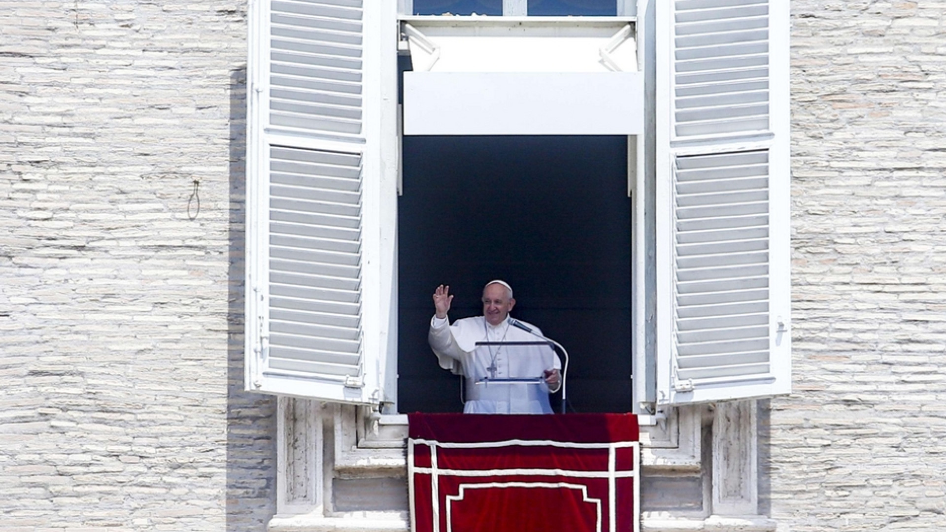 Immagine di Papa Francesco: liberi da pregiudizi e aperti alle sorprese di Dio