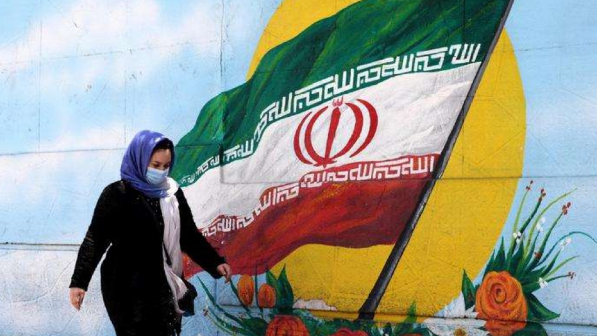 Immagine di Khamanei diffida dei «vaccini Satana». E si fa iniettare l'autarchico CovIran