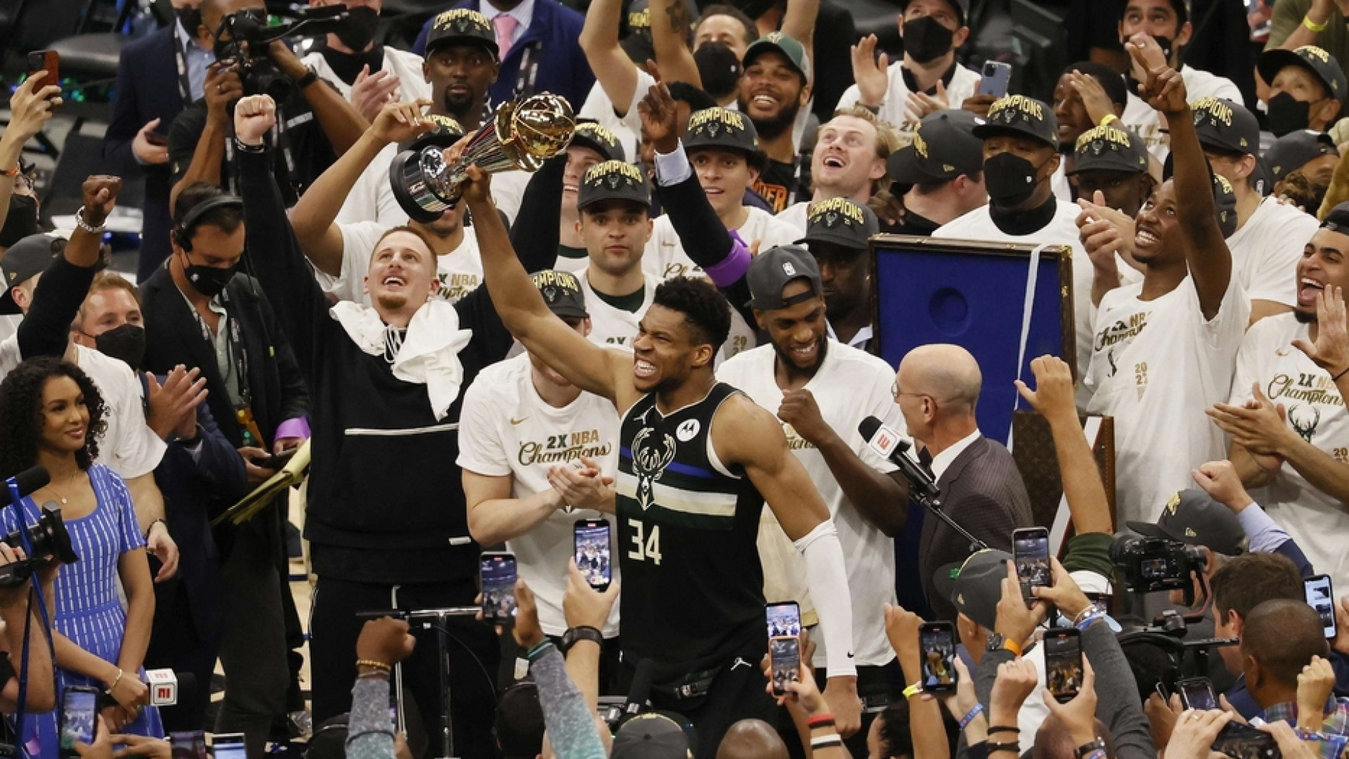 Immagine di La fede di Giannis, l'ambulante greco che oggi diventa re della Nba