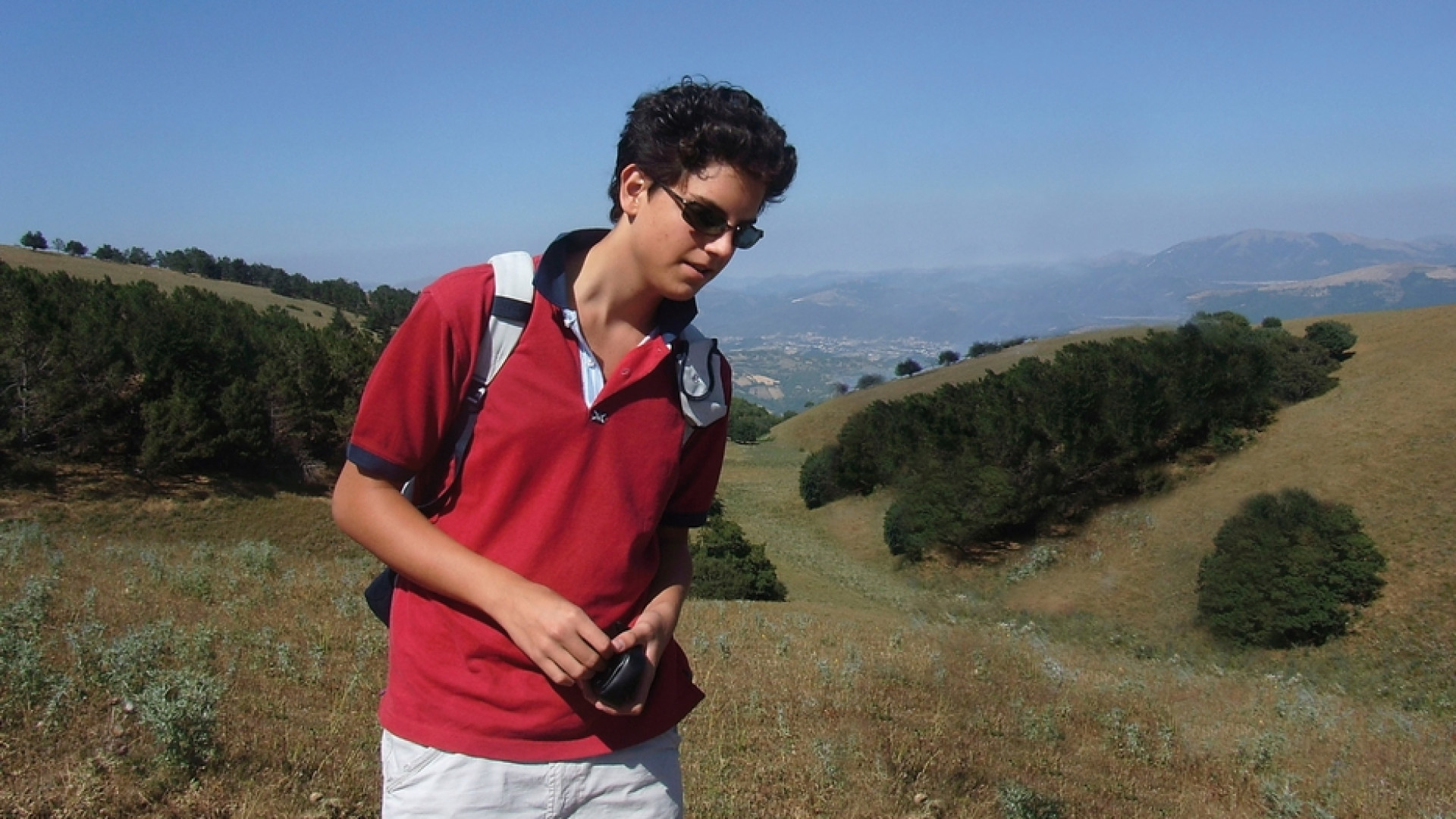Immagine di Preghiera, reliquie, pellegrinaggi: così Carlo Acutis unisce il mondo