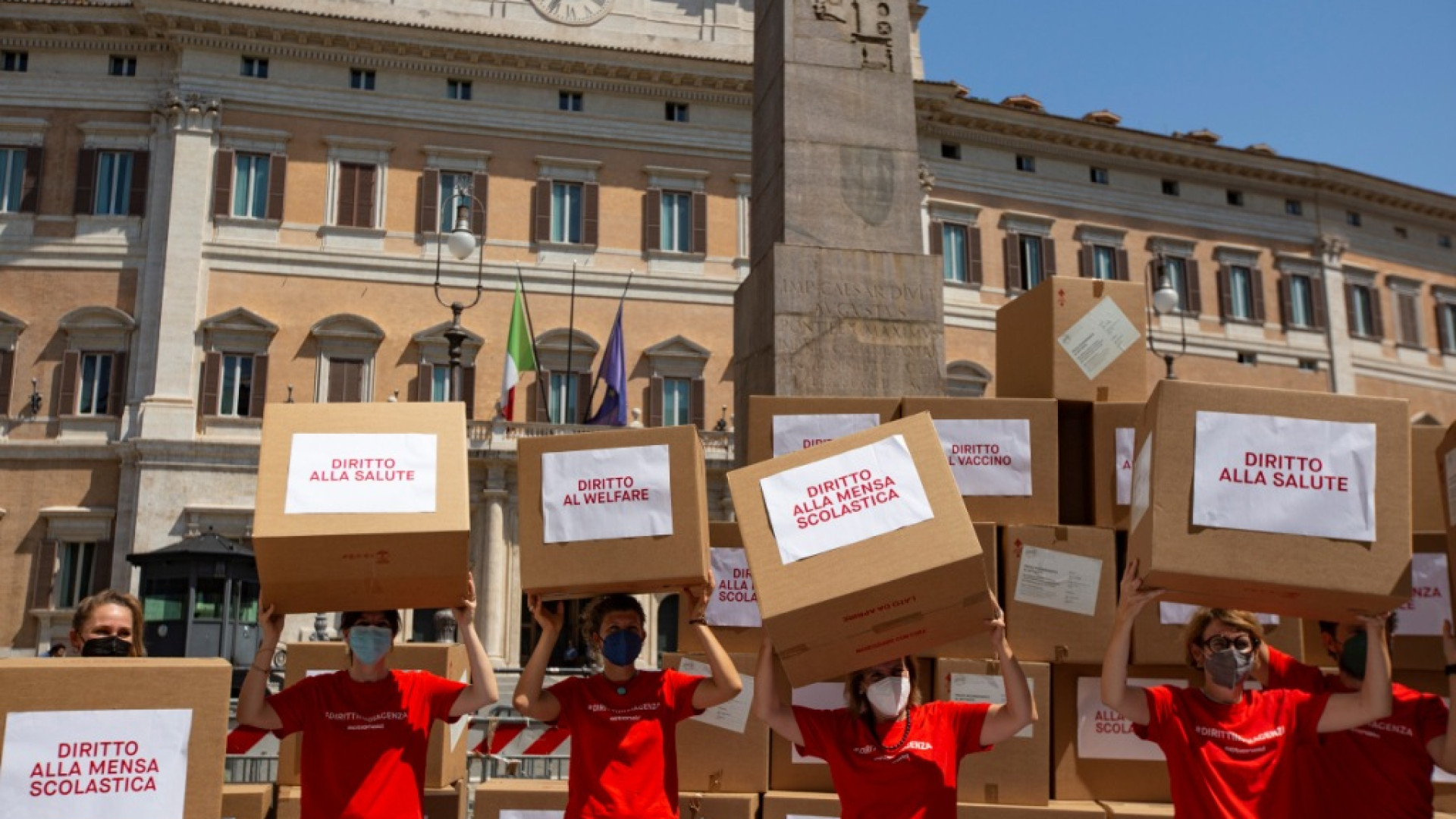 Immagine di Niente residenza, niente assistenza sanitaria per 300 mila stranieri