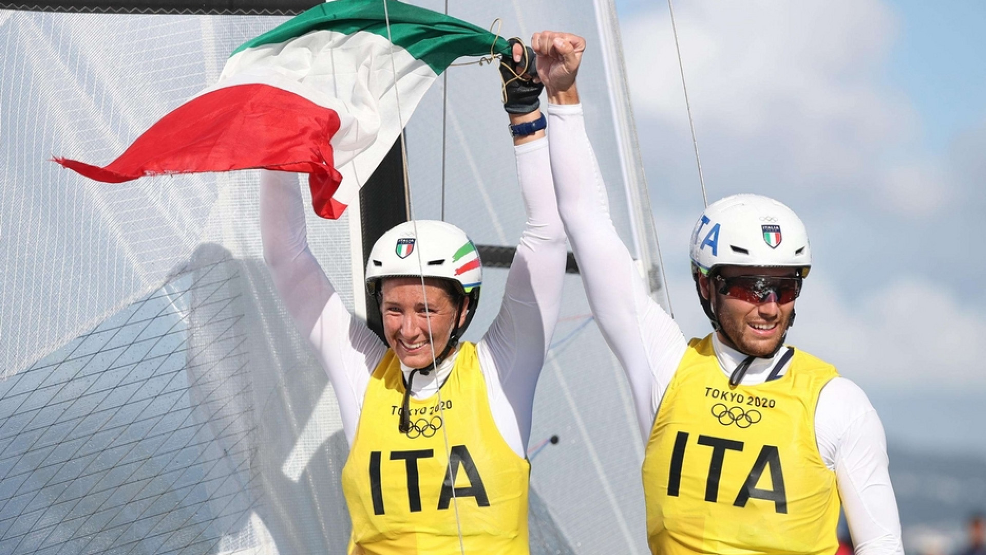 Immagine di Vela, oro per Tita-Banti. Italbasket e Italvolley fuori ai quarti